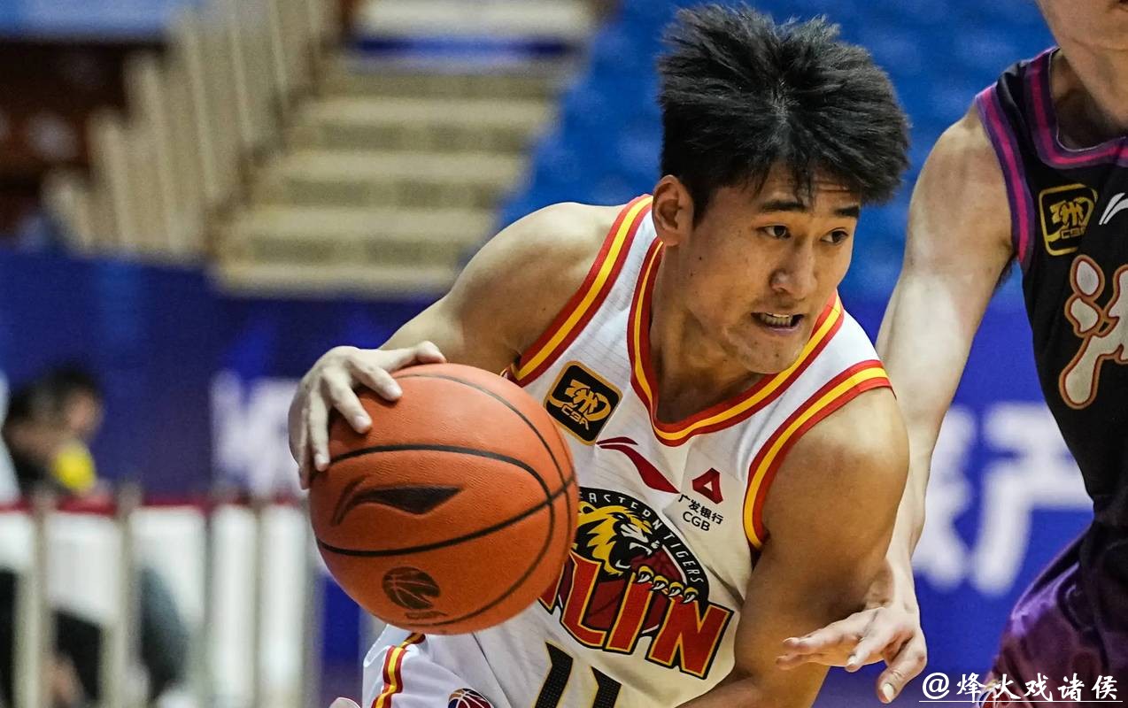 琼斯爆砍44+10+13姜伟泽24分 吉林胜肯帝亚